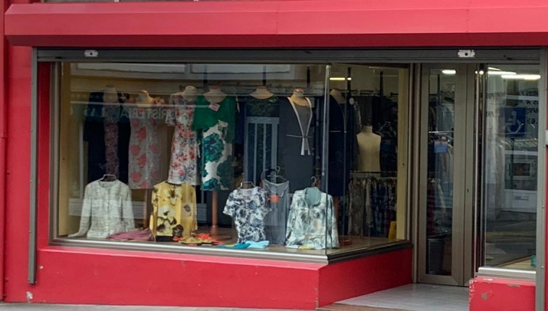 CONFECCIONES BLANCO - foto 1/1